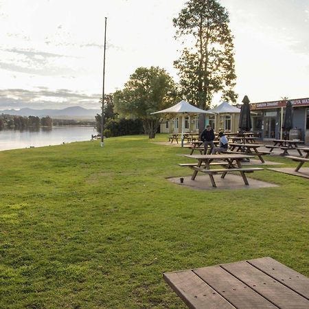 Moruya Waterfront Hotel Motel Exterior foto