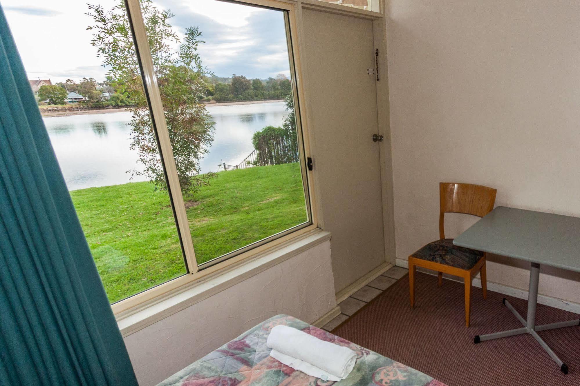 Moruya Waterfront Hotel Motel Exterior foto